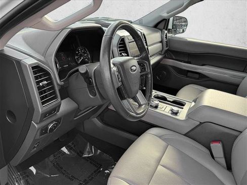Used 2021 Ford Expedition XLT AWD/4WD image 11
