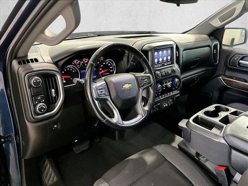 Used 2021 Chevrolet Silverado 1500 LT w/ Convenience Package II RWD image 14
