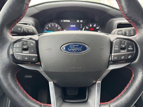 Used 2022 Ford Explorer ST-Line image 17