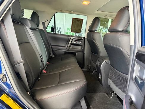 Used 2023 Toyota 4Runner TRD Off-Road Premium w/ Moonroof Package AWD/4WD image 31