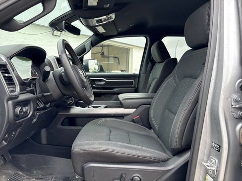 Used 2025 RAM 1500 Big Horn AWD/4WD image 14