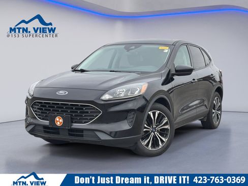 Used 2021 Ford Escape SE w/ SE Sport Appearance Package image 1