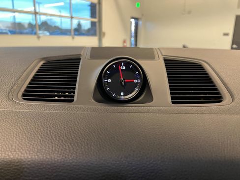 Used 2019 Porsche Cayenne image 17