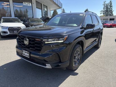 Used 2025 Honda Pilot TrailSport