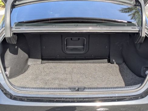 Used 2024 Lexus ES 350 w/ Accessory Package (Z1) FWD image 6