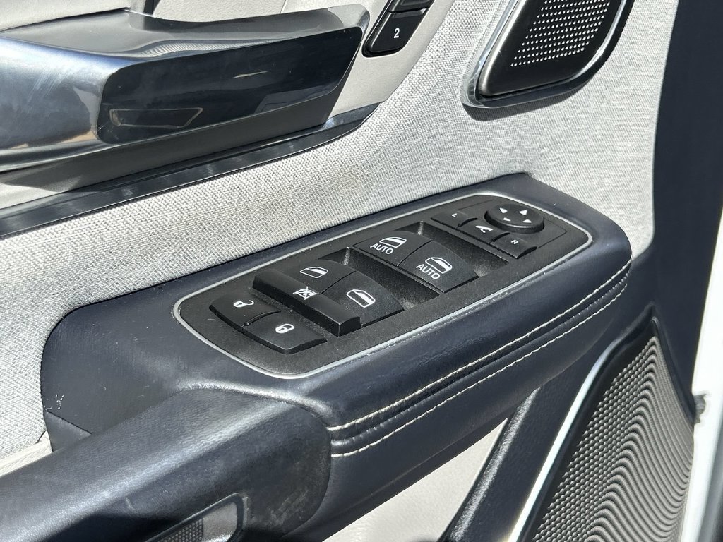Used 2023 RAM 1500 Limited AWD/4WD image 28