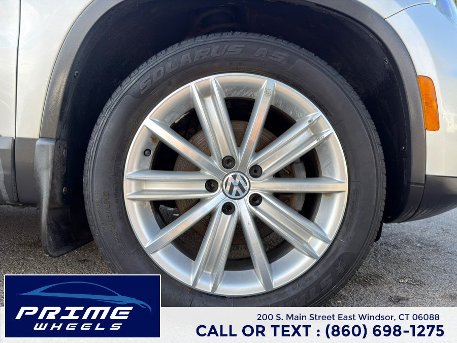 Used 2016 Volkswagen Tiguan SE AWD/4WD image 25