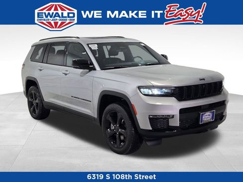 New 2025 Jeep Grand Cherokee L Limited w/ Luxury Tech Group II image 16