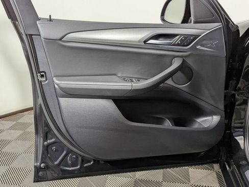 Used 2019 BMW X4 M40i w/ Driving Assistance Package image 15