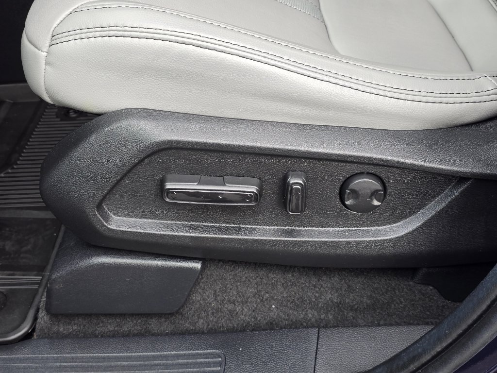 Certified 2025 Honda Pilot EX-L image 13