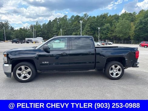 Used 2017 Chevrolet Silverado 1500 LT w/ Texas Edition RWD image 4