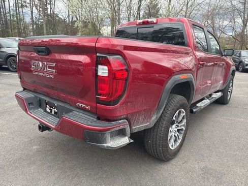 Used 2025 GMC Canyon AT4 image 5