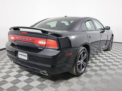 Used 2013 Dodge Charger SXT Plus image 2