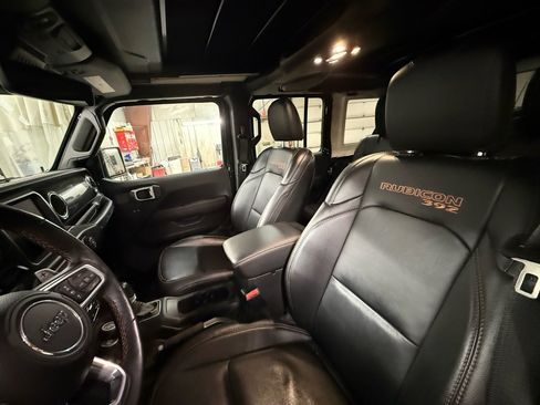 Used 2021 Jeep Wrangler Unlimited Rubicon w/ Xtreme Recon 35" Tire Package image 10