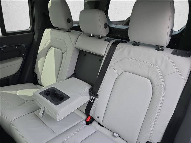 New 2026 Land Rover Defender 110 S AWD/4WD image 13