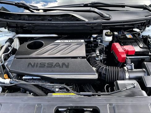 Used 2023 Nissan Rogue SV FWD image 32