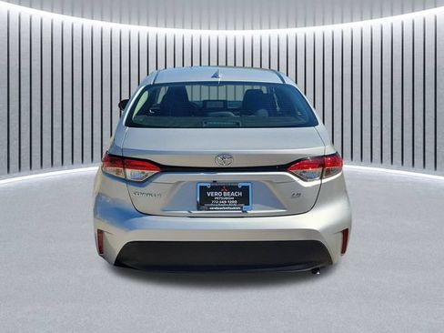 Used 2023 Toyota Corolla LE FWD image 5