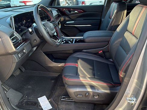 New 2027 Chevrolet Traverse RS w/ LPO, Floor Liner Package FWD image 15
