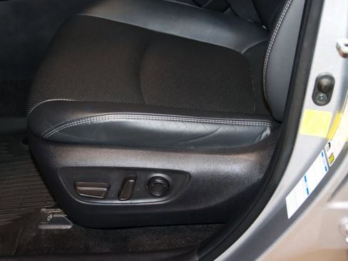 Used 2022 Toyota RAV4 Limited image 34