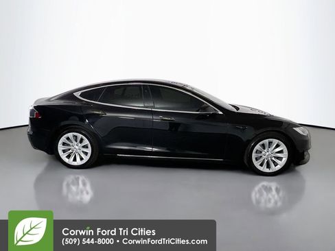 Used 2018 Tesla Model S 75D AWD/4WD image 18