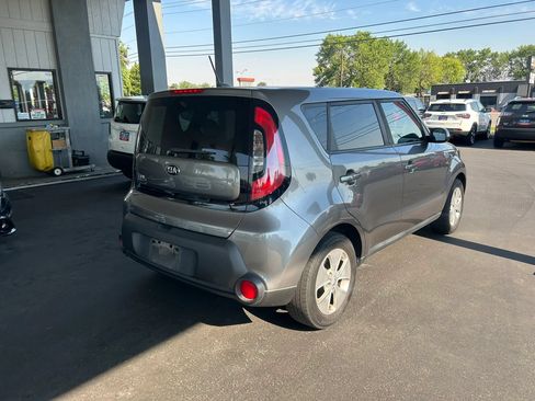 Used 2016 Kia Soul FWD image 5