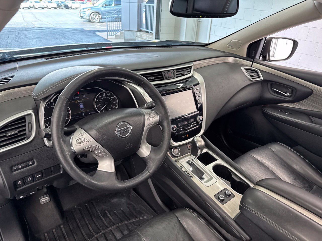 Used 2018 Nissan Murano Platinum w/ Cargo Package FWD image 17