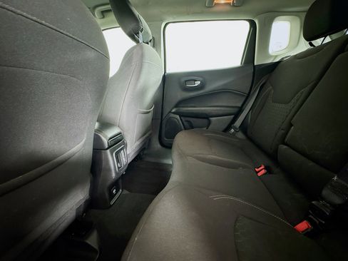 Used 2020 Jeep Compass Sport image 34