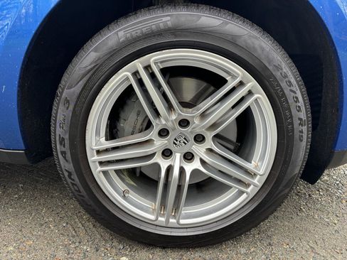 Used 2019 Porsche Macan S AWD/4WD image 28