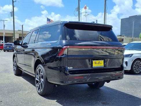 New 2026 Lincoln Navigator L Black Label AWD/4WD image 6