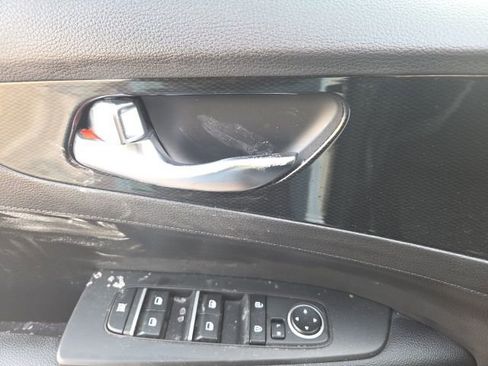 Used 2023 Kia Forte GT-Line w/ GT-Line Premium Package image 22