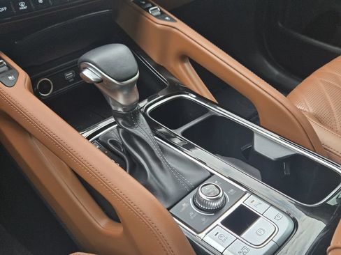 Certified 2024 Kia Telluride SX Prestige X-Line AWD/4WD image 9