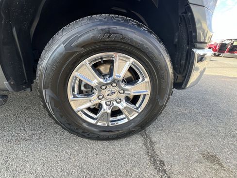 Used 2016 Ford F150 XLT w/ Equipment Group 302A Luxury image 12