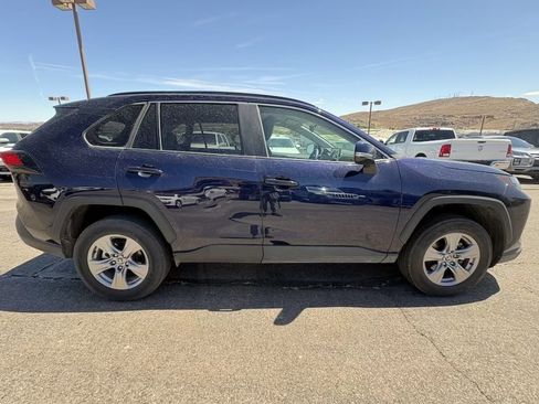 Used 2025 Toyota RAV4 XLE image 6