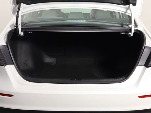 Used 2025 Honda Accord SE image 16