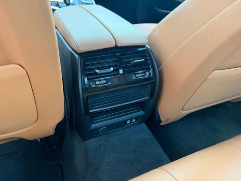 Used 2021 BMW 540i xDrive w/ M Sport Package image 23