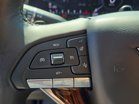 Used 2024 Cadillac Escalade Premium Luxury w/ Performance Package AWD/4WD image 26