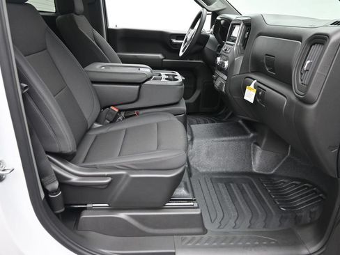 New 2026 GMC Sierra 1500 Pro w/ Pro Value Package AWD/4WD image 9
