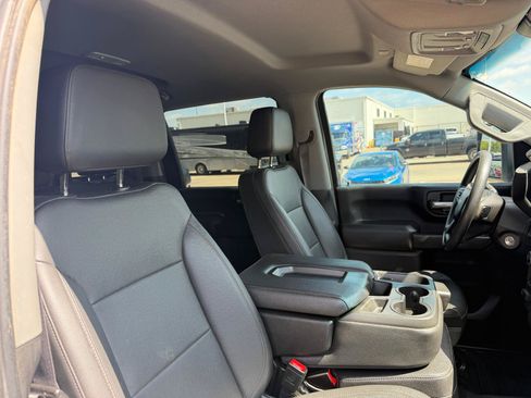 Used 2021 Chevrolet Silverado 2500 W/T w/ WT Convenience Package AWD/4WD image 27