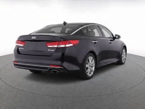 Used 2017 Kia Optima LX FWD image 7