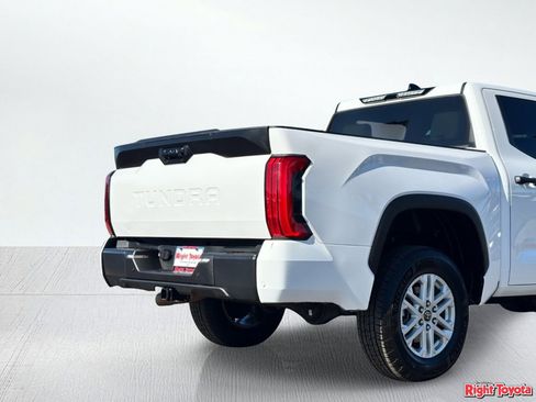 Used 2023 Toyota Tundra SR5 w/ SR5 Convenience Package RWD image 10