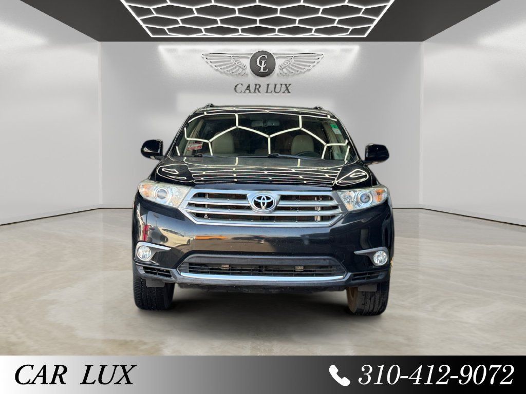 Used 2013 Toyota Highlander Limited FWD image 8