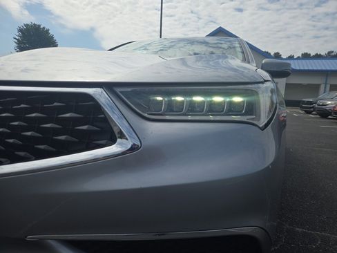 Used 2018 Acura TLX V6 SH-AWD w/ Technology Pkg image 30