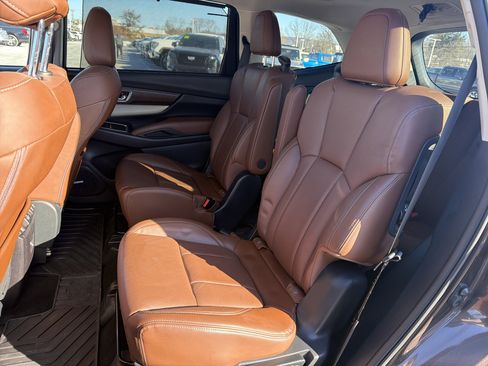Used 2019 Subaru Ascent Touring w/ Popular Package #3 image 13