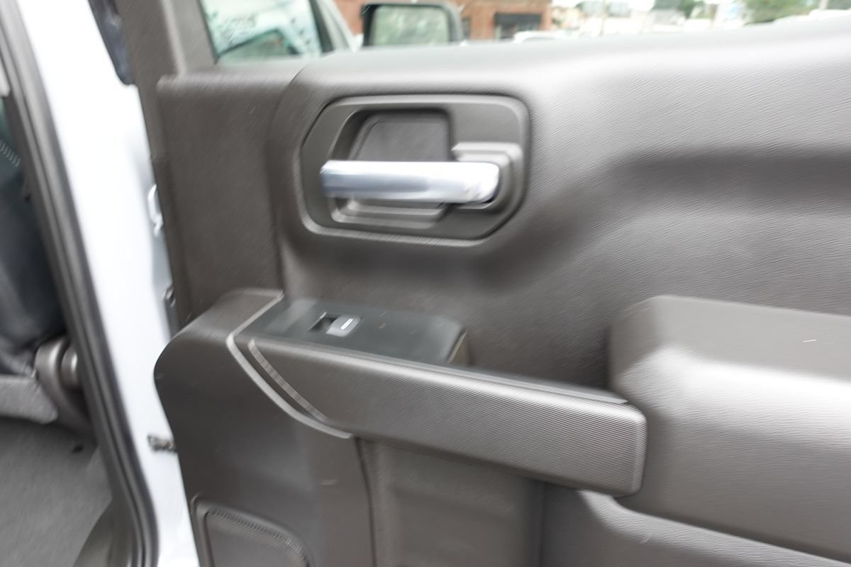 Used 2024 GMC Sierra 1500 Pro w/ Graphite Edition AWD/4WD image 27