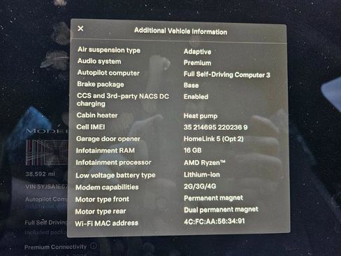 Used 2022 Tesla Model S Plaid image 4