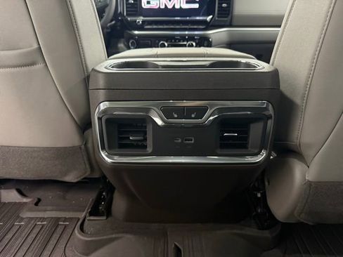 New 2026 GMC Sierra 2500 SLT w/ SLT Premium Package image 18