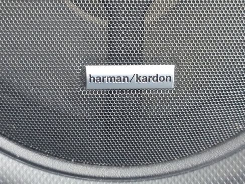 Used 2022 Subaru Forester Limited image 22