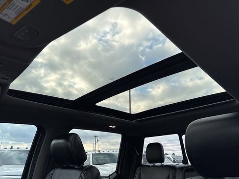 Used 2020 Ford F150 Lariat w/ Equipment Group 502A Luxury image 38