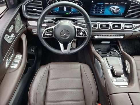 Used 2023 Mercedes-Benz GLS 450 4MATIC image 13