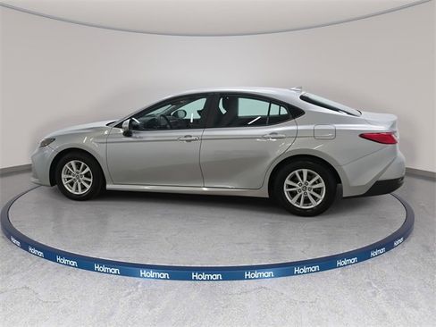 Certified 2025 Toyota Camry LE image 8